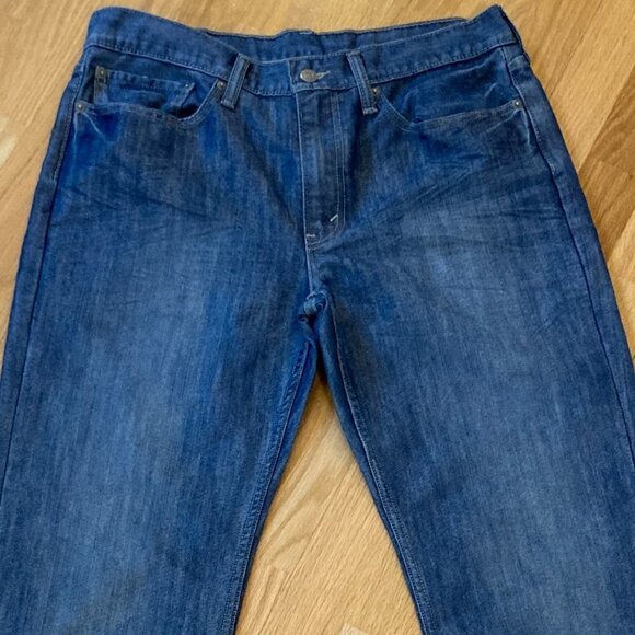 Levi's 514 Straight Fit Medium Wash Denim Jeans Size 34 x 34 - Picture 2 of 8
